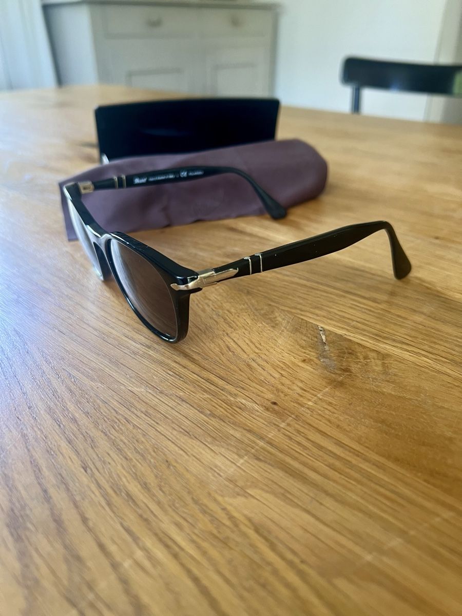Ray-Ban Lunettes & Verres: Sonnenbrille Persol Size L – D'occasion à Münchenstein par cor_wpw2 1
