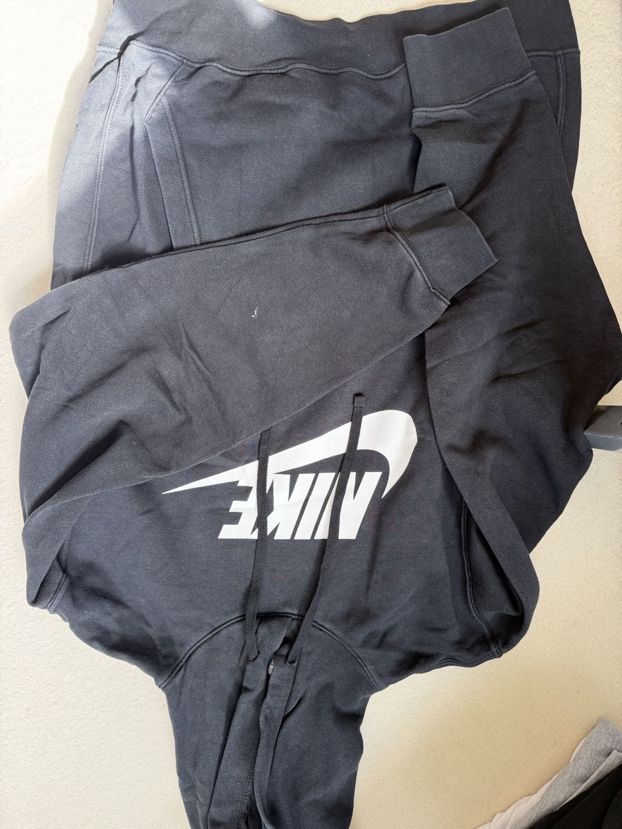 Nike Maglioni & Felpe: Herren-Sweatshirt Nike – Usato da Würenlingen venduto da Sarasota03