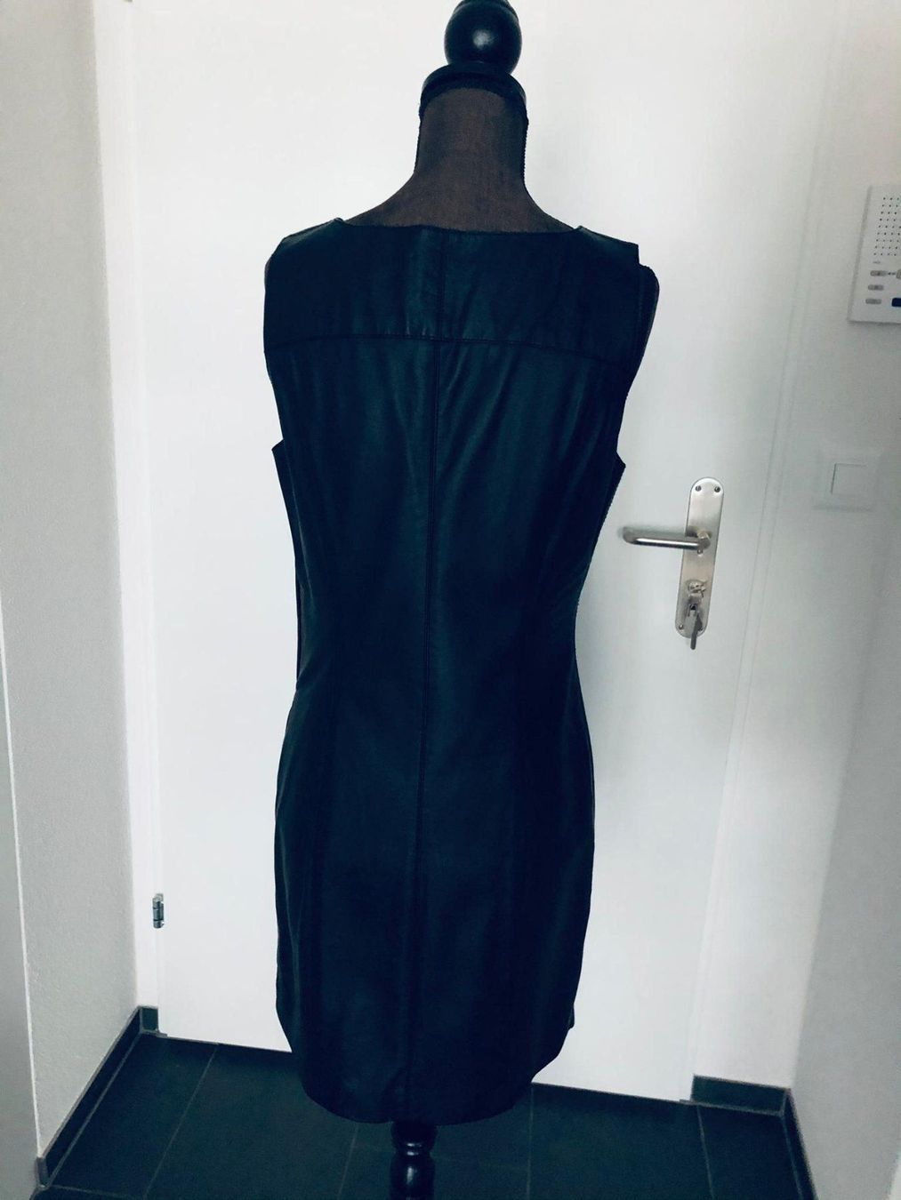 Vestiti: Sehr schönes echtes Leder Kleid – Usato da Winkel venduto da Glamour4You 5