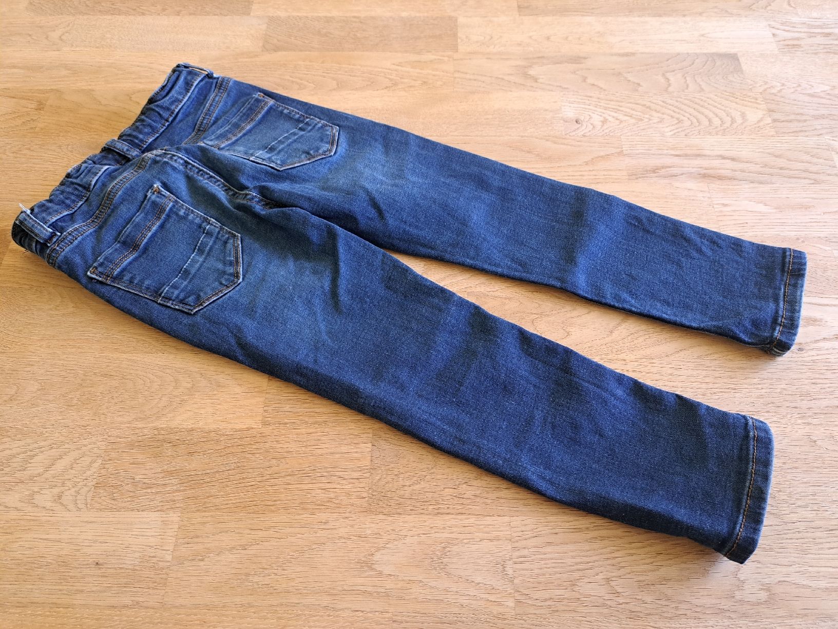 Next Pantaloni: Next Jeans Gr. 104 / 4 Jahre – Usato da Bergdietikon venduto da Staphylococcus 3