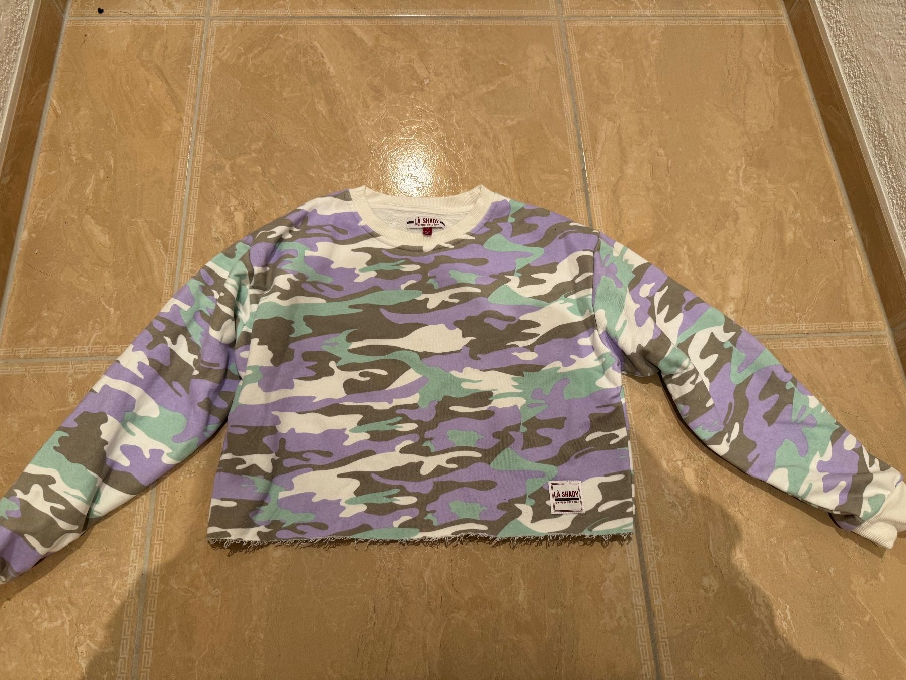 Pullover & Sweatshirts: La Shady NWT Kurzpulli, 11-12J 146-152 – Neu (gemäss Beschreibung) aus Klingnau von Markus14