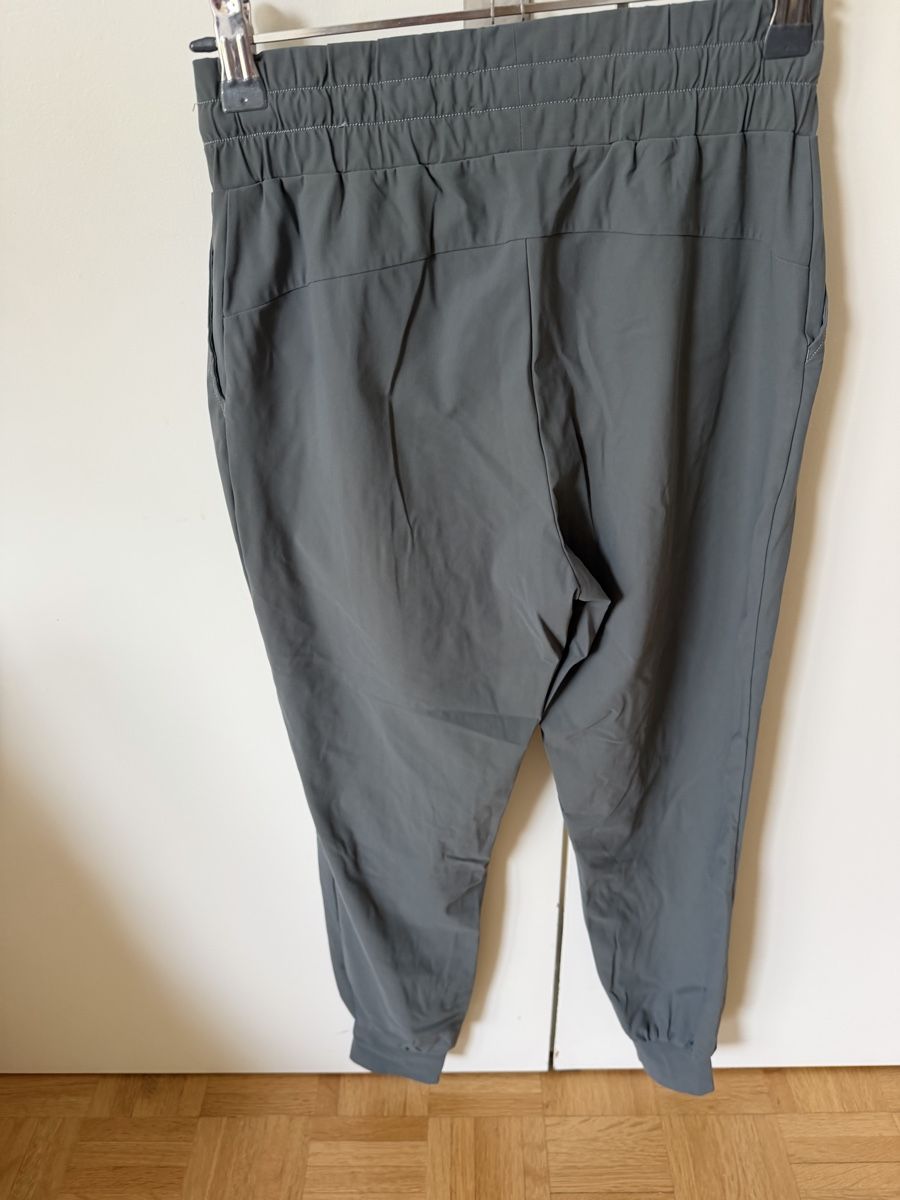 Ina Kess Pantaloni: Ina Kess Léger Track Pants – Usato da Riehen venduto da FHBS 3