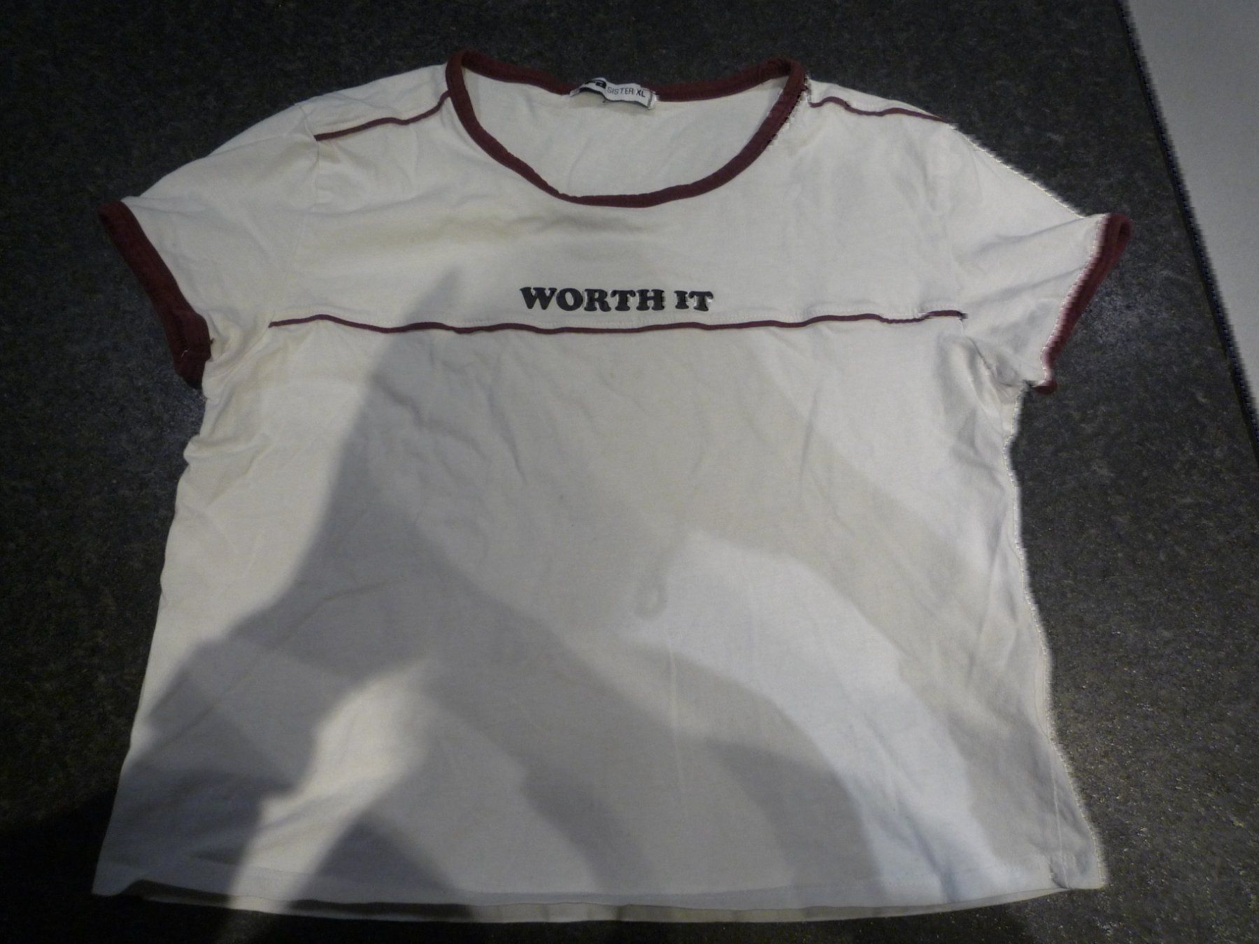 Camicette, T-shirt & Top: T-SHIRT GR. 146 – Usato da Andwil SG venduto da schmei