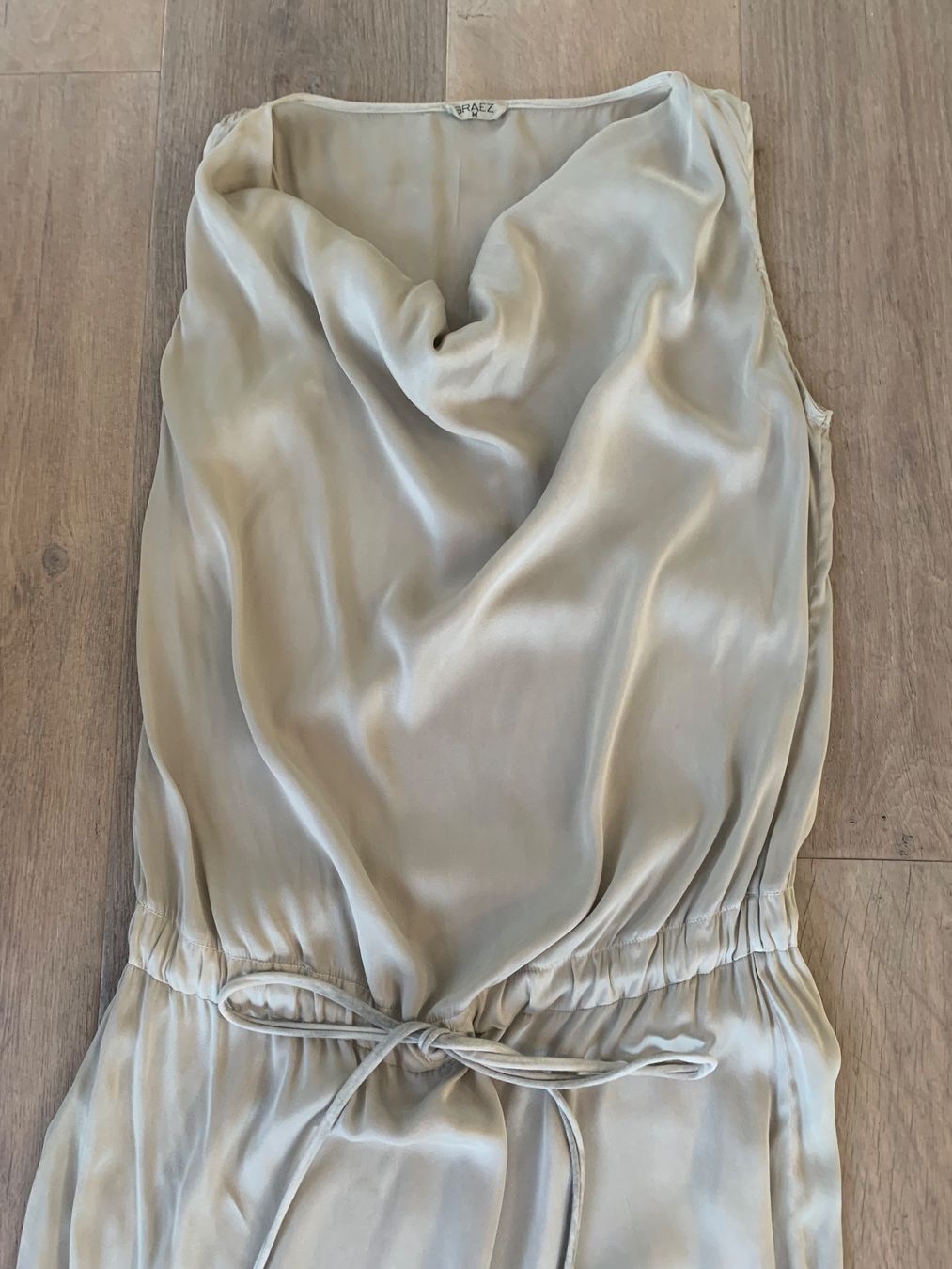 Robes: Kleid von Braez gr S    Seide – D'occasion à Nuglar par Korsika2 2