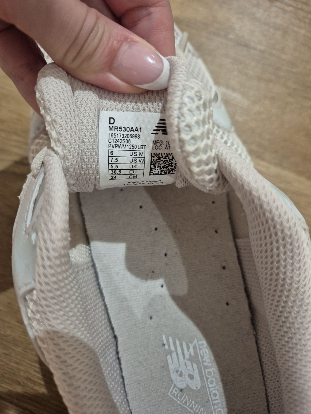 New Balance Scarpe da donna: New Balance Sneaker 530 – Nuovo (secondo la descrizione) da Niederhelfenschwil venduto da usa001 2