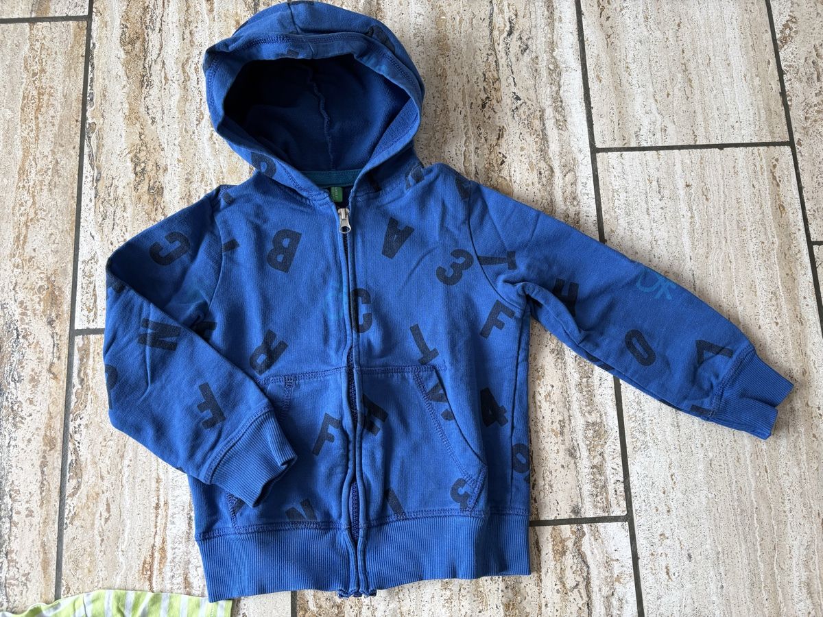 Benetton Lotti & Set di vestiti: Kleiderset Benetton Grösse 120 – Usato da Nürensdorf venduto da Yellowstone09 1