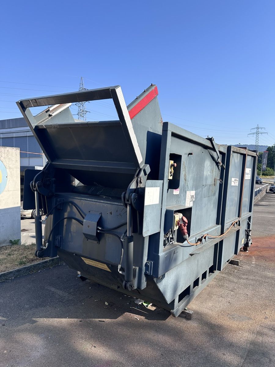 Contenitori edile: Pressmulde 12m3 von Avermann MPC 12 – Usato da Hägglingen venduto da Karin0802 5