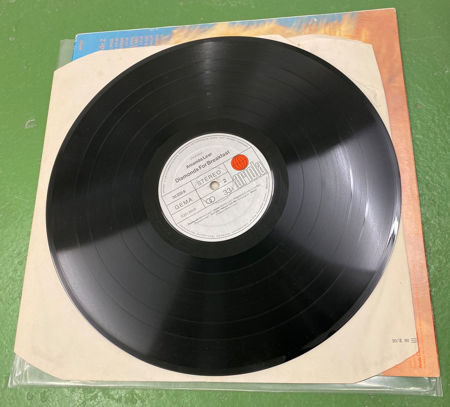 Dischi in vinile: Amanda Lear: Diamonds For Breakfast – Usato da Basel venduto da Ostschweiz06 1
