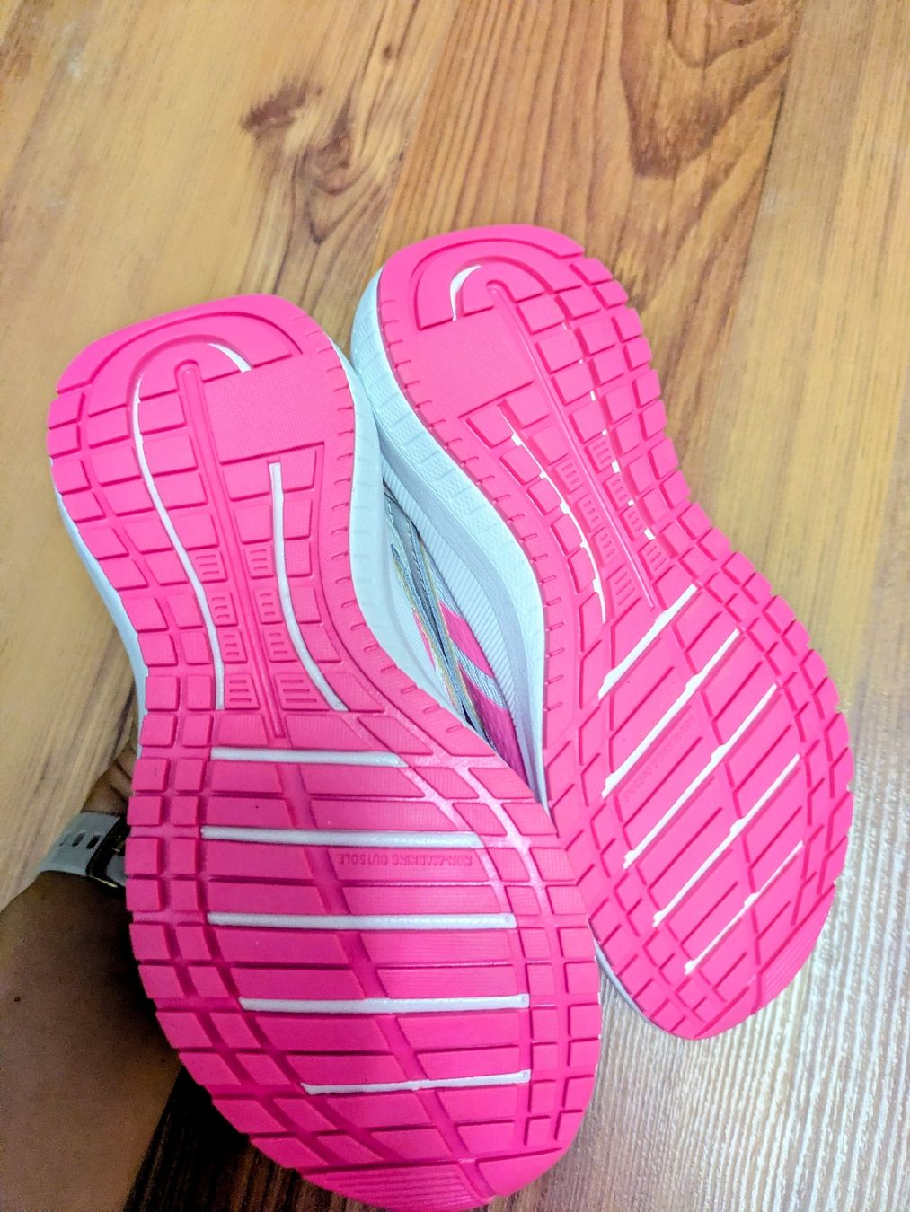 Reebok Scarpe per ragazzi: Reebok Turnschuhe/ Sneakers Gr. 28, Neu – Nuovo e nell'imballaggio originale da Uster venduto da Jomil 1