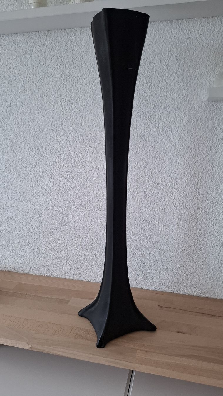 Vasen & Gefässe: Schwarze, hohe Vase, stilvoll, 72cm, – Gebraucht aus Emmen von Tigerlady 3