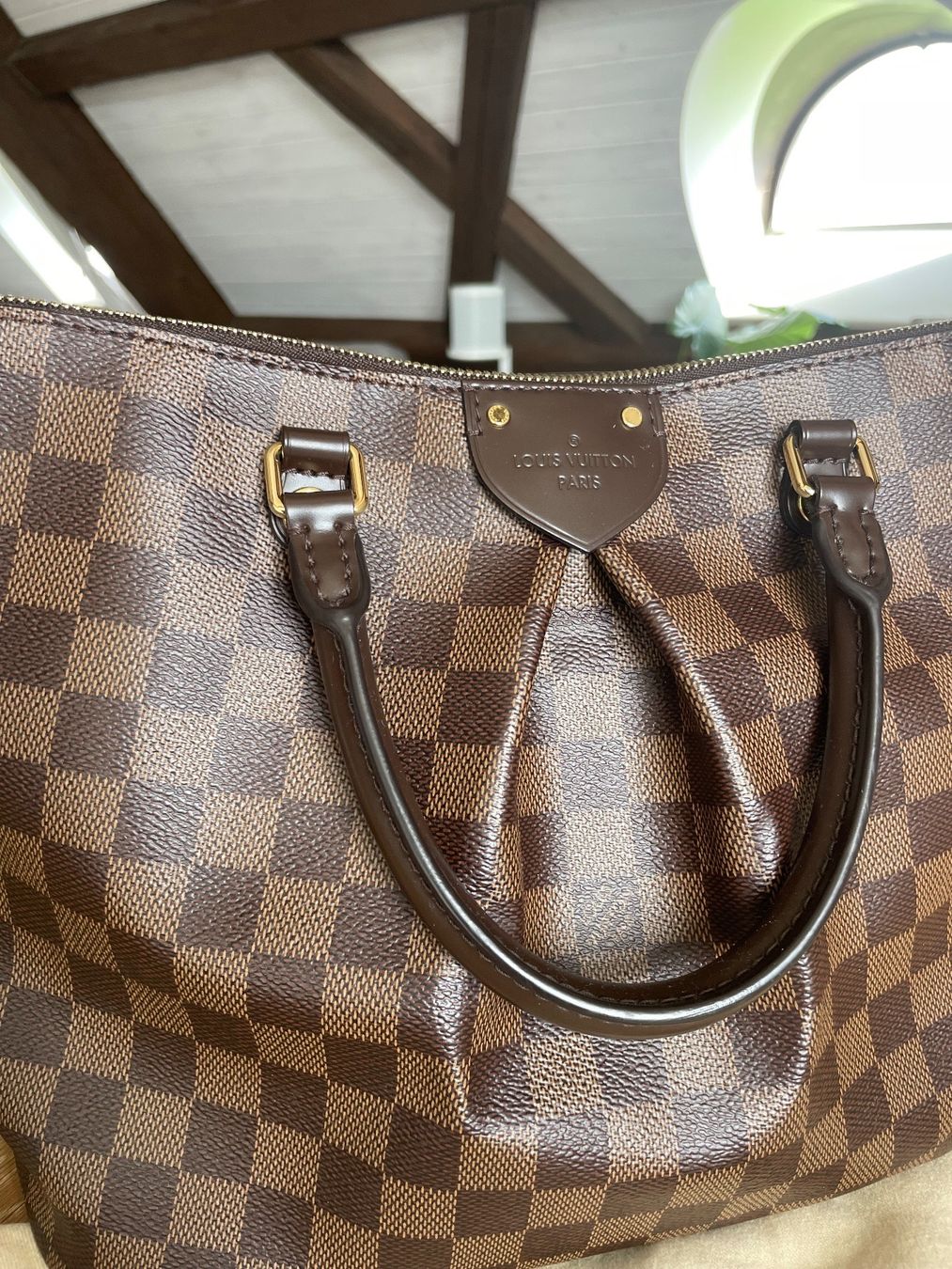 Louis Vuitton Taschen für Damen: LOUIS VUITTON Siena Handtasche braun – Gebraucht aus Hinwil von Bbudget 4