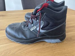 Worker Stahlkappenschuhe Gr. 44 schwarz