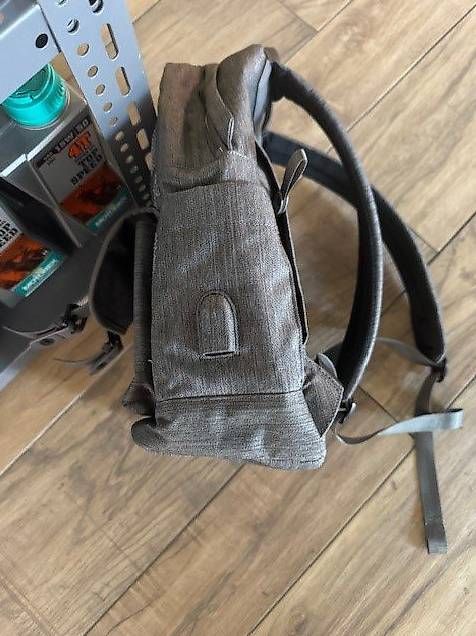 Nordace Zaini: Nordace Rucksack grau – Usato da Landquart venduto da pet_l2dm 2