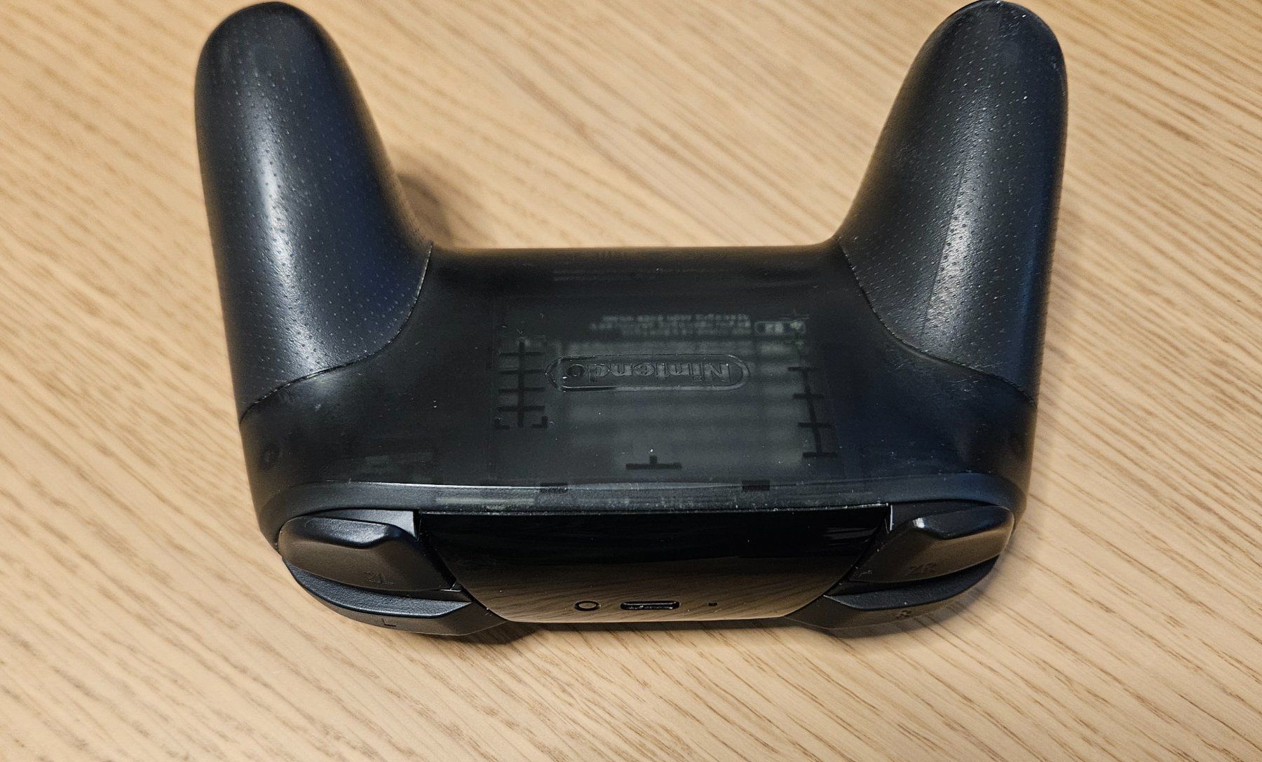 Nintendo Manettes: Manette Switch pro noire en bon état – D'occasion à Pully par Hookkingdom68 2