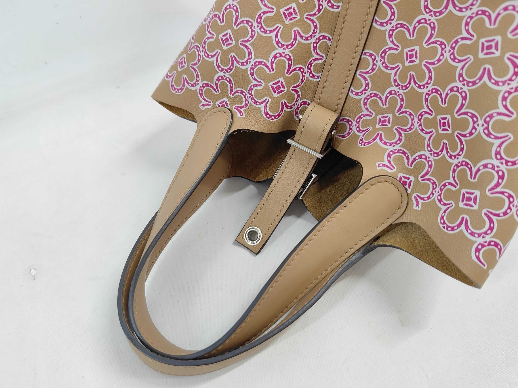 Hermès Taschen für Damen: 🌸👜 Hermès Picotin Lock Daisy Micro – Special Edition – Gebraucht aus St. Gallen von Love_Luxury 4