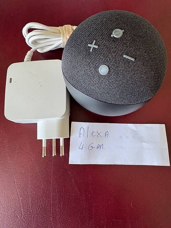 Haut-parleurs: Amazon Echo – D'occasion à Bassecourt par Fisico6