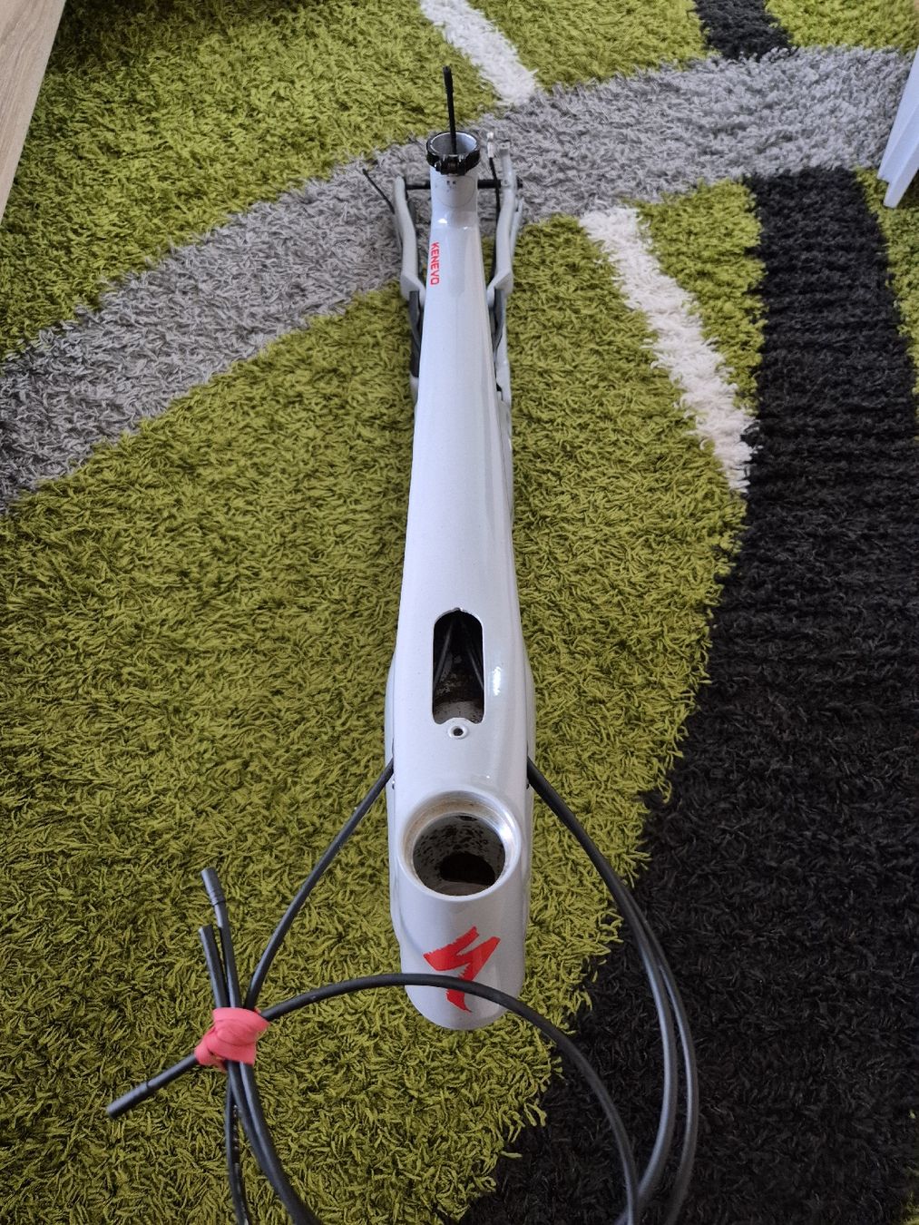 Specialized Ersatzteile: Velo Rahmen von Specialized – Gebraucht aus Wittenbach von tsc_5tyv 3