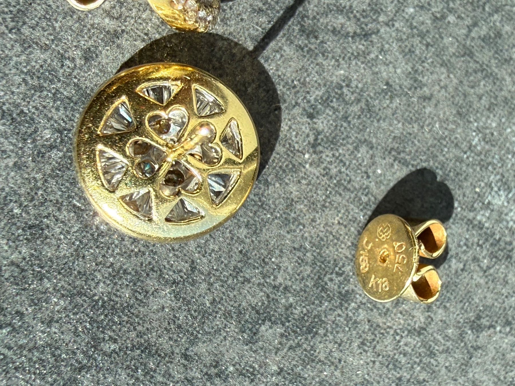 Orecchini pendenti & Orecchini a lobo: Diamant Ohrstecker Gold 18k – Usato da Oberhof venduto da RealStone 5