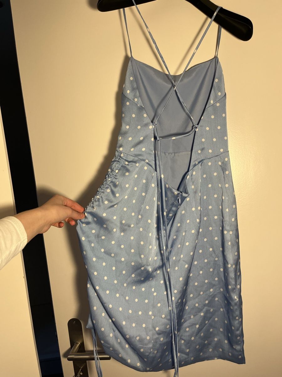 Kleider: Hellblaues Seidenkleid – Gebraucht aus Bern von hel_7x9p 2