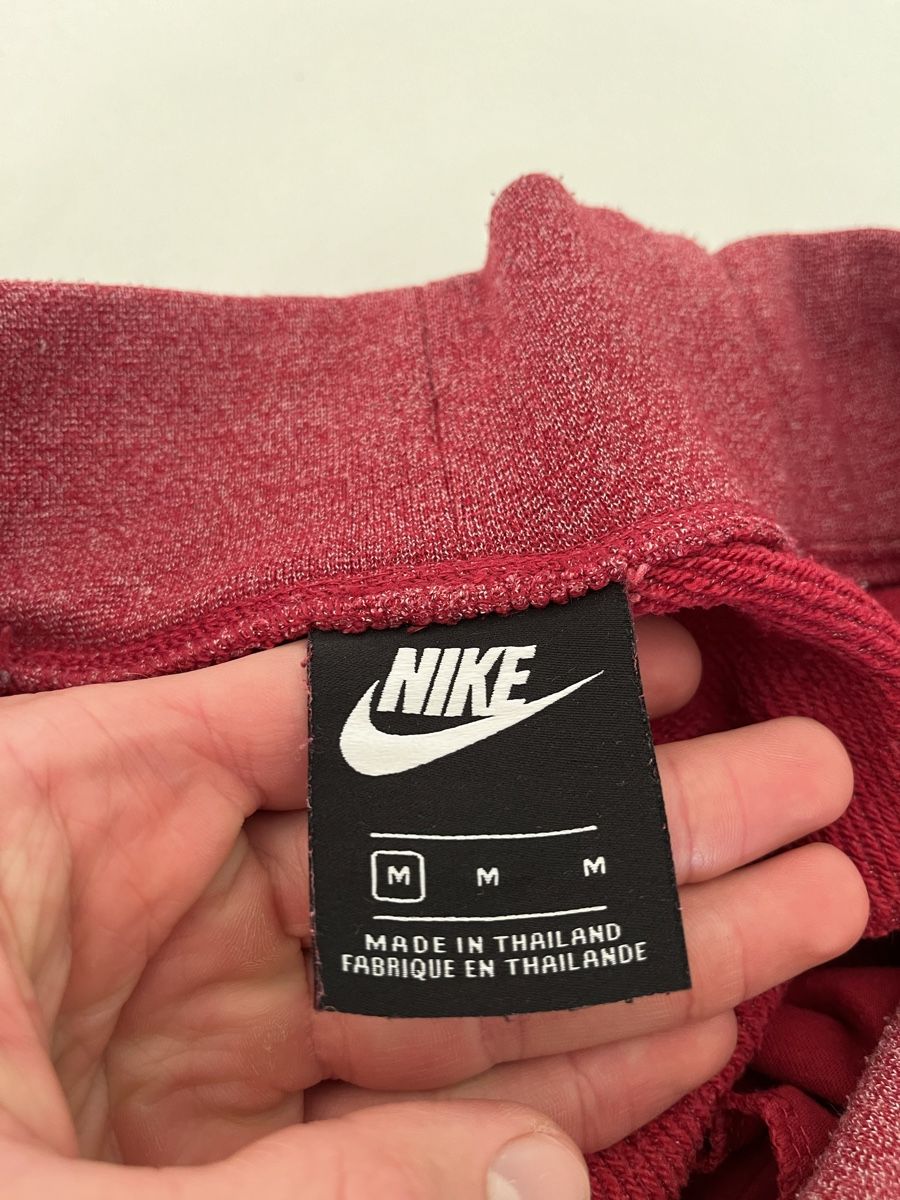 Nike Pantaloni: NIKE Jogginghose Gr. M rot Herren – Usato da Zug venduto da Nickwalks999 4