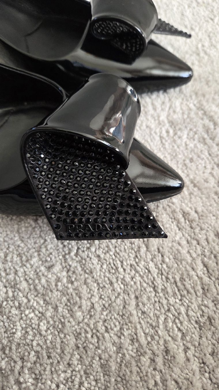Damenschuhe: Prada Pumps. Grösse 37 – Gebraucht aus Frick von mlpreloved 5