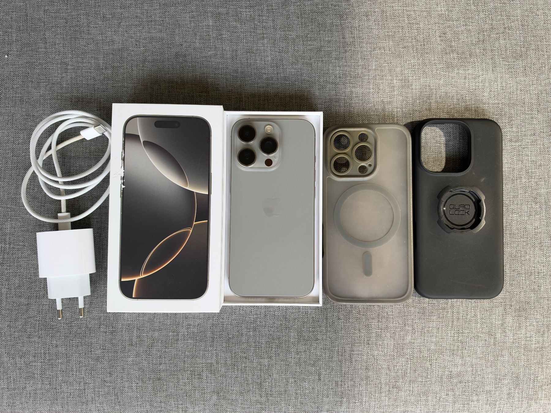 Apple Telefoni cellulari / Smartphones: Iphone 16 Pro 128gb – Usato da Stäfa venduto da leon_puthen