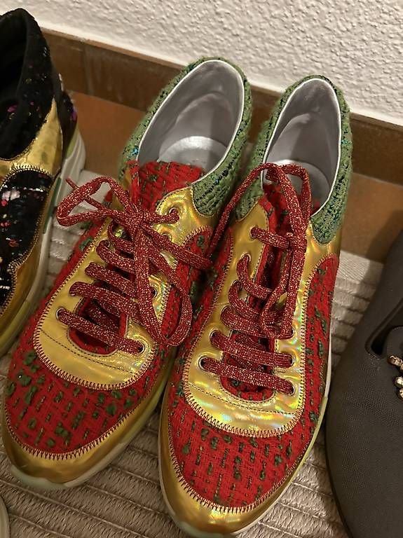 Scarpe da donna: Designer Schuhpaket Damen Grösse 41 – Usato da Unterägeri venduto da mar_96hk 2