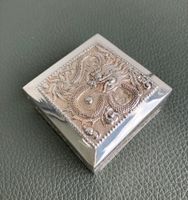 🐉 hübsche kleine asiatische Silberdose mit Drachenmotiv