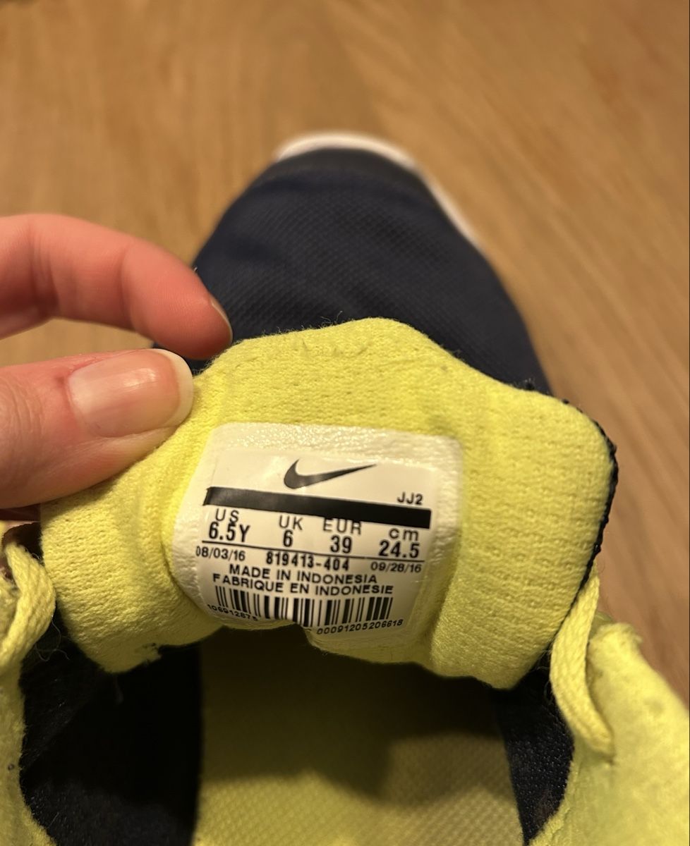 Herrenschuhe: Nike Revolution 3 Laufschuhe EU 39 – Gebraucht aus Andelfingen von nas_kfg6 3