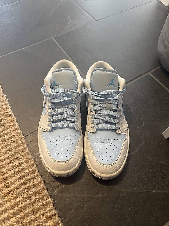 Nike Scarpe da uomo: Nike dunk – Usato da Flums venduto da ila_9f7z 1