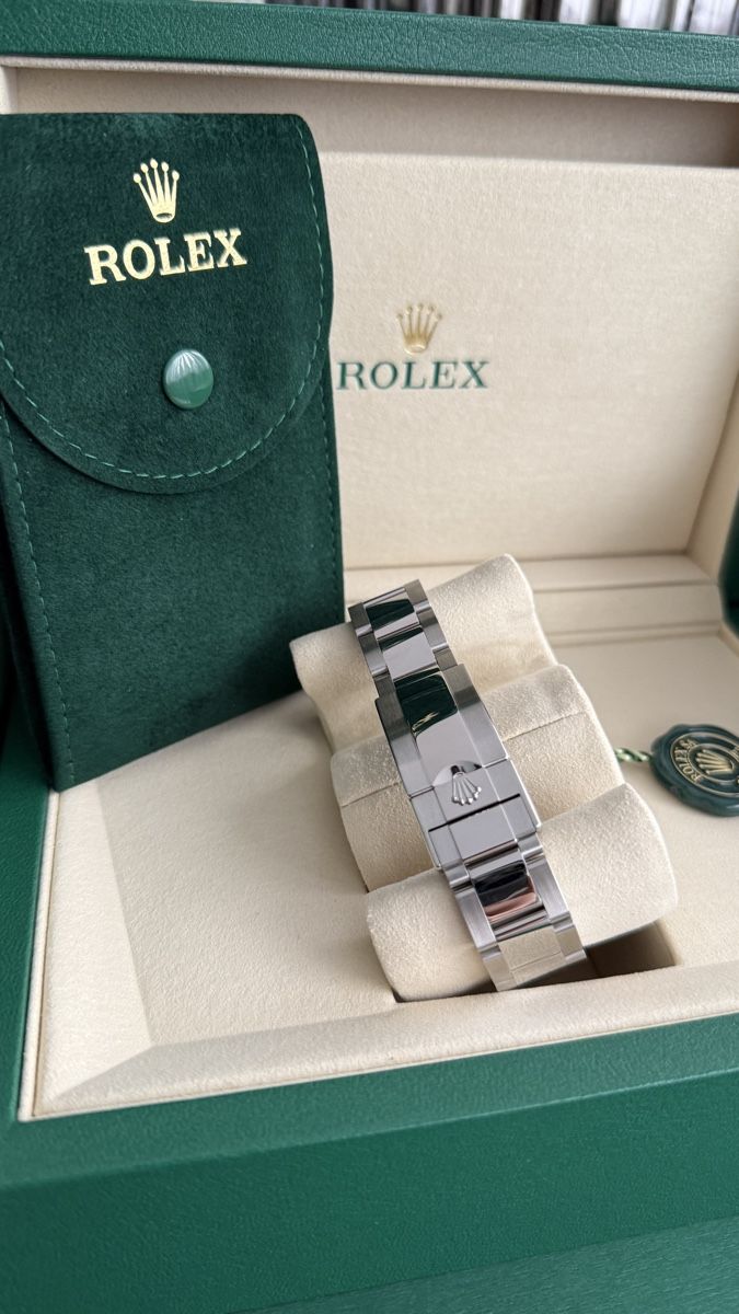 Rolex Montres: Rolex GMT Master II Batman | April 2026 | Ungetragen – Neuf avec emballage d'origine à Schlieren par LM_10 4