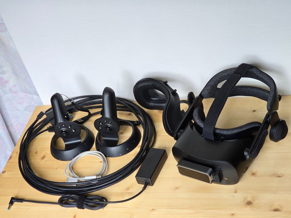 HP Reverb G2 V1 mit Controller + FOV Mod + Leapmotion (Gebraucht) in ...