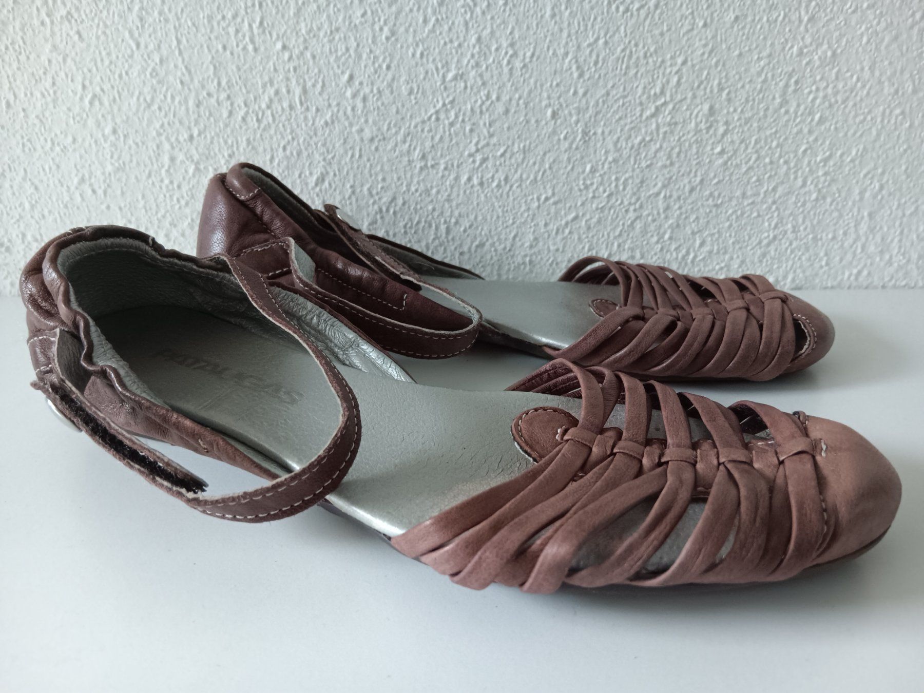 Scarpe da donna: PATAUGAS Chaussures / Schuhe pointure / Nummer 37 – Usato da Cossonay-ville venduto da Super-Price-Quality 1