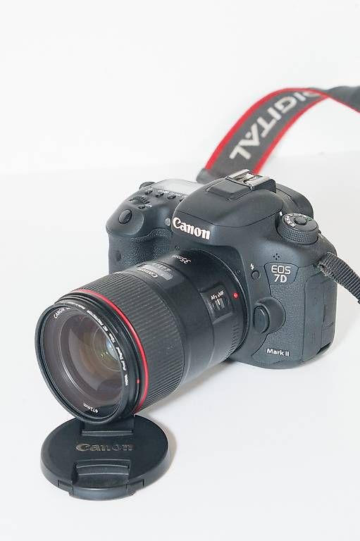 Canon Appareil photo: Canon EOS 7D Mark II (Body) – D'occasion à Zürich par acezwei