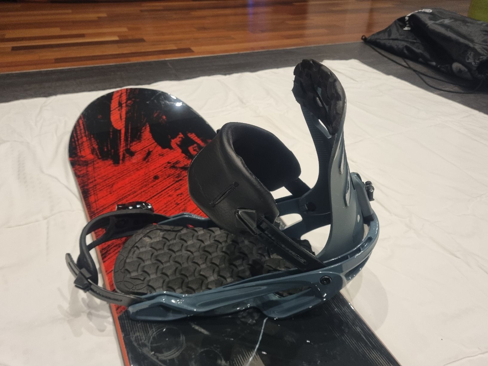 Snowboard Nitro Board: Nitro Pantera 165 Snowboard neue Salomon Bindung Freeride – Usato da Wünnewil venduto da Utan8 9