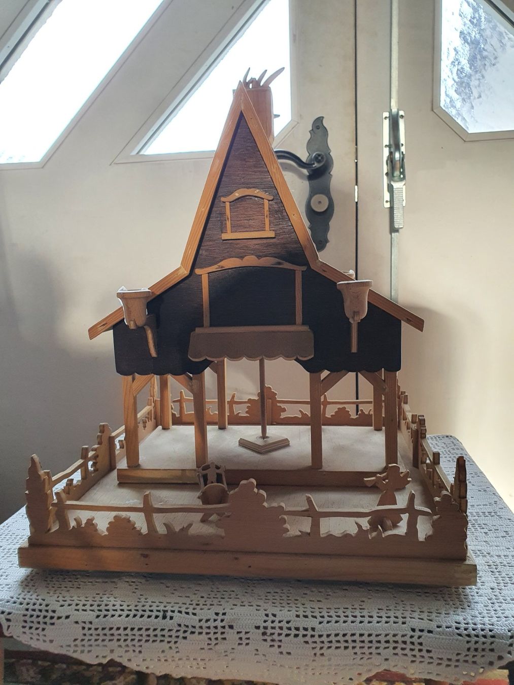 Articoli in legno: Weihnachtskrippe aus Holz – Usato da Villnachern venduto da RicardoMary