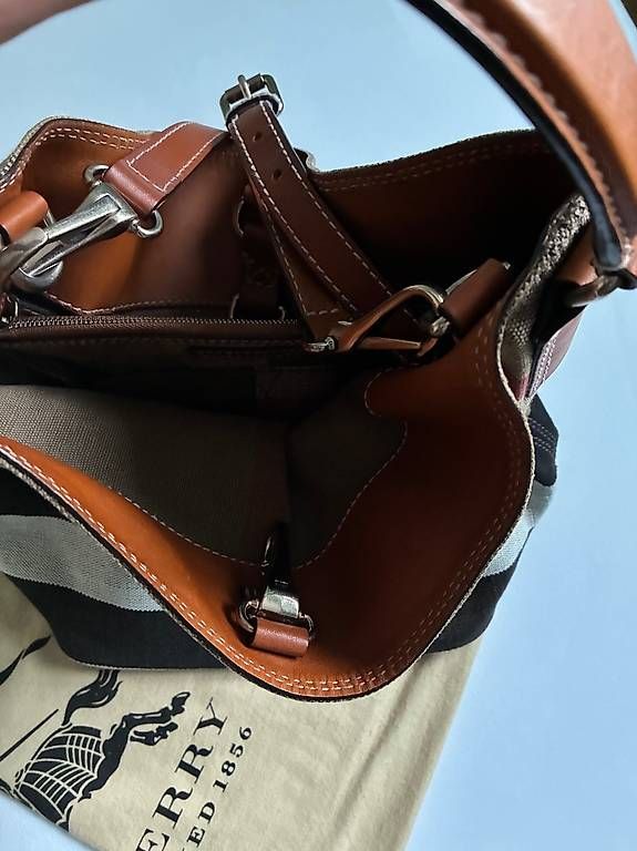 Burberry Borse da donna: Burberry – Usato da Faido venduto da _giulia_ 1
