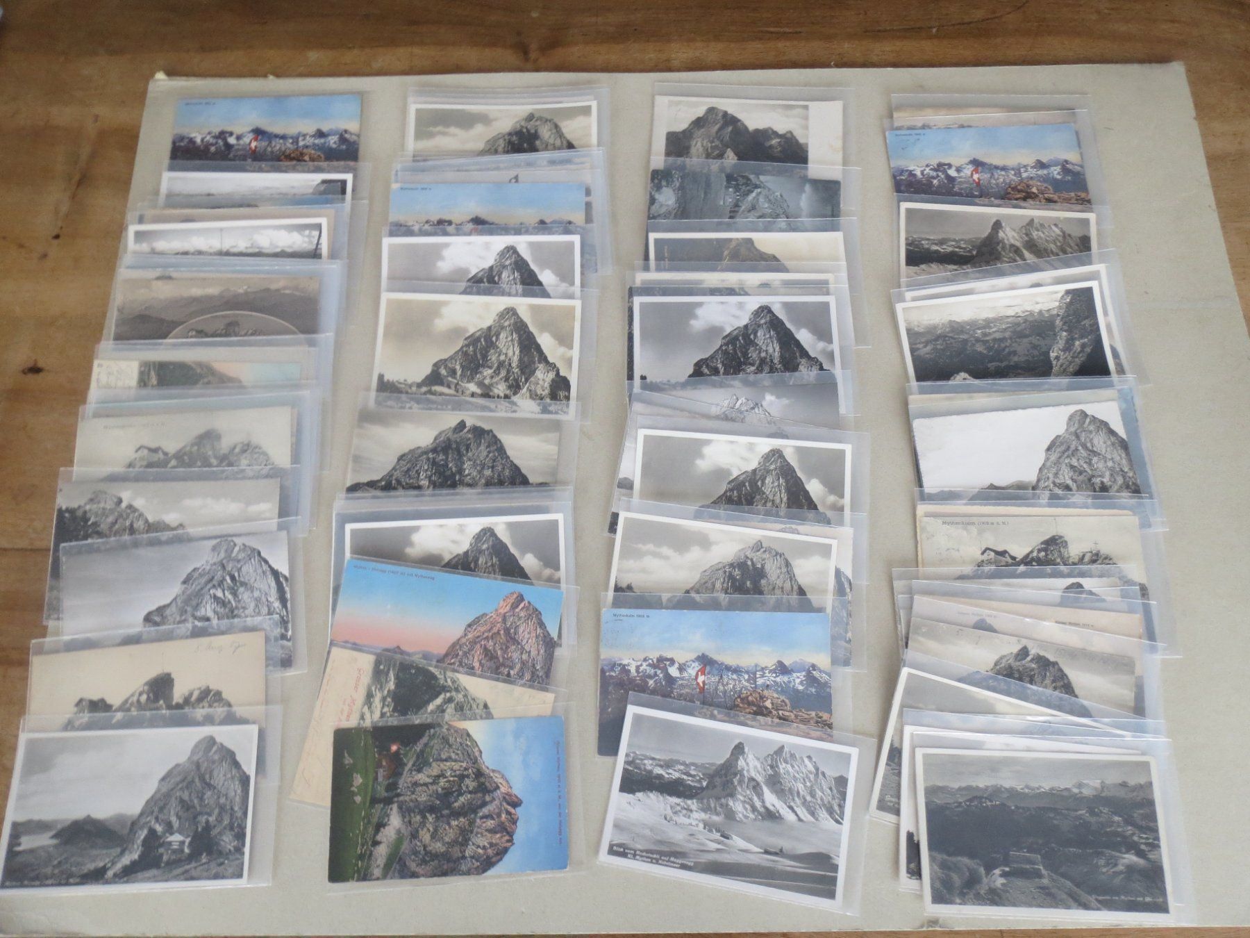 Cartoline postali: Mythen - 125 alte Ansichtskarten – Usato da Tagelswangen venduto da Miski
