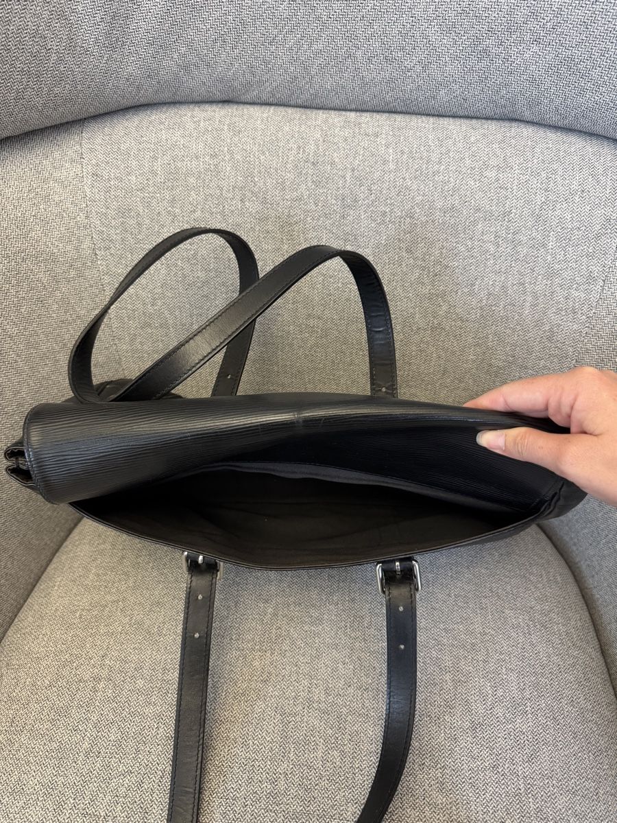 Louis Vuitton Borse: Louis Vuitton Tasche Segur MM – Usato da Aesch BL venduto da comven 6