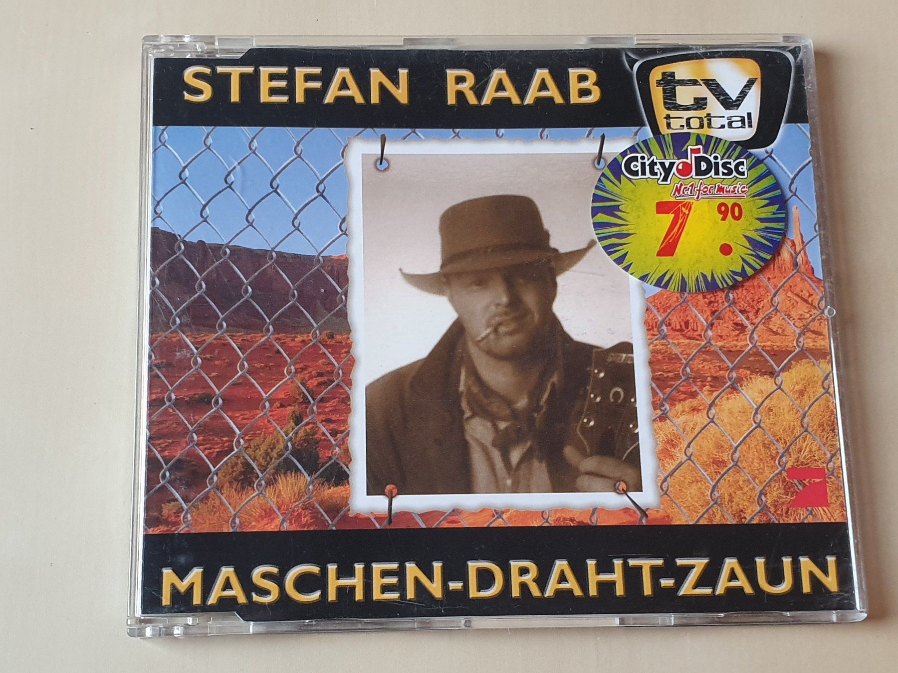 CD: Sfefan Raab Maschen-Draht-Zaun – Usato da Stansstad venduto da collectorsshop