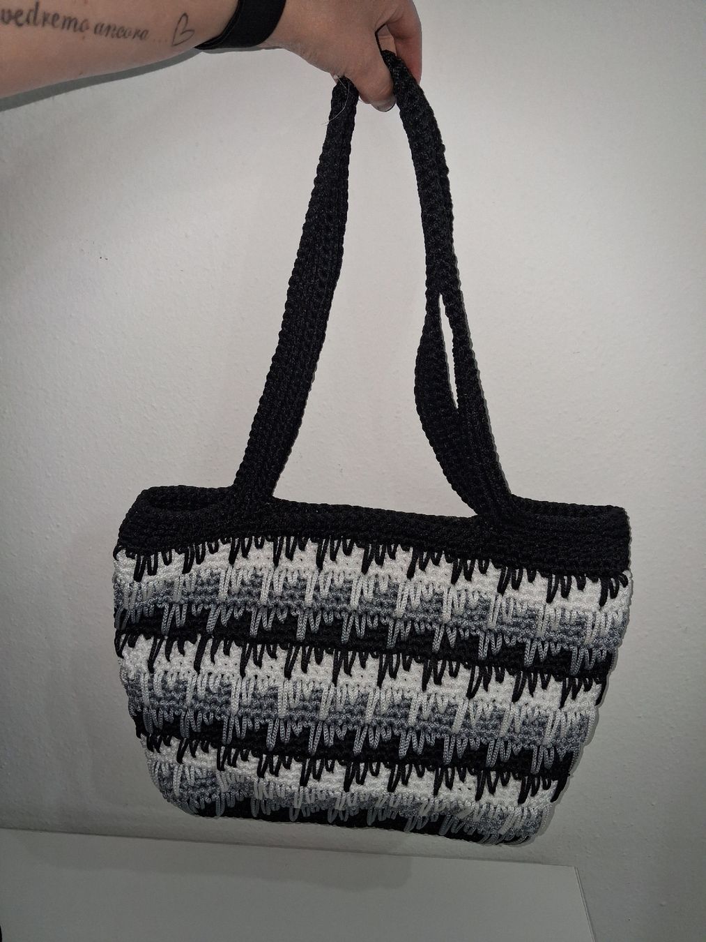 Borse da donna: borsa uncinetto  – Nuovo (secondo la descrizione) da Lugano venduto da frp_55dx