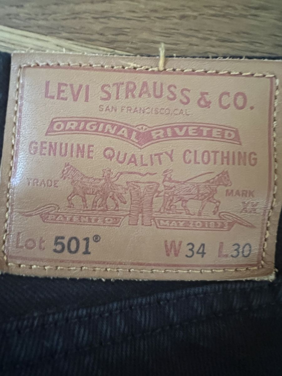 Levi's Jeans: Levis Jeans schwarz W34 L30 – Usato da Zürich venduto da liv_5zqt 2
