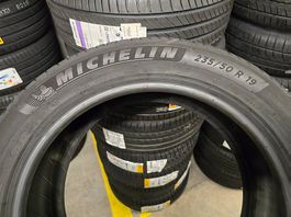 Michelin Sommerreifen 235/50R19 103V 1 Stück