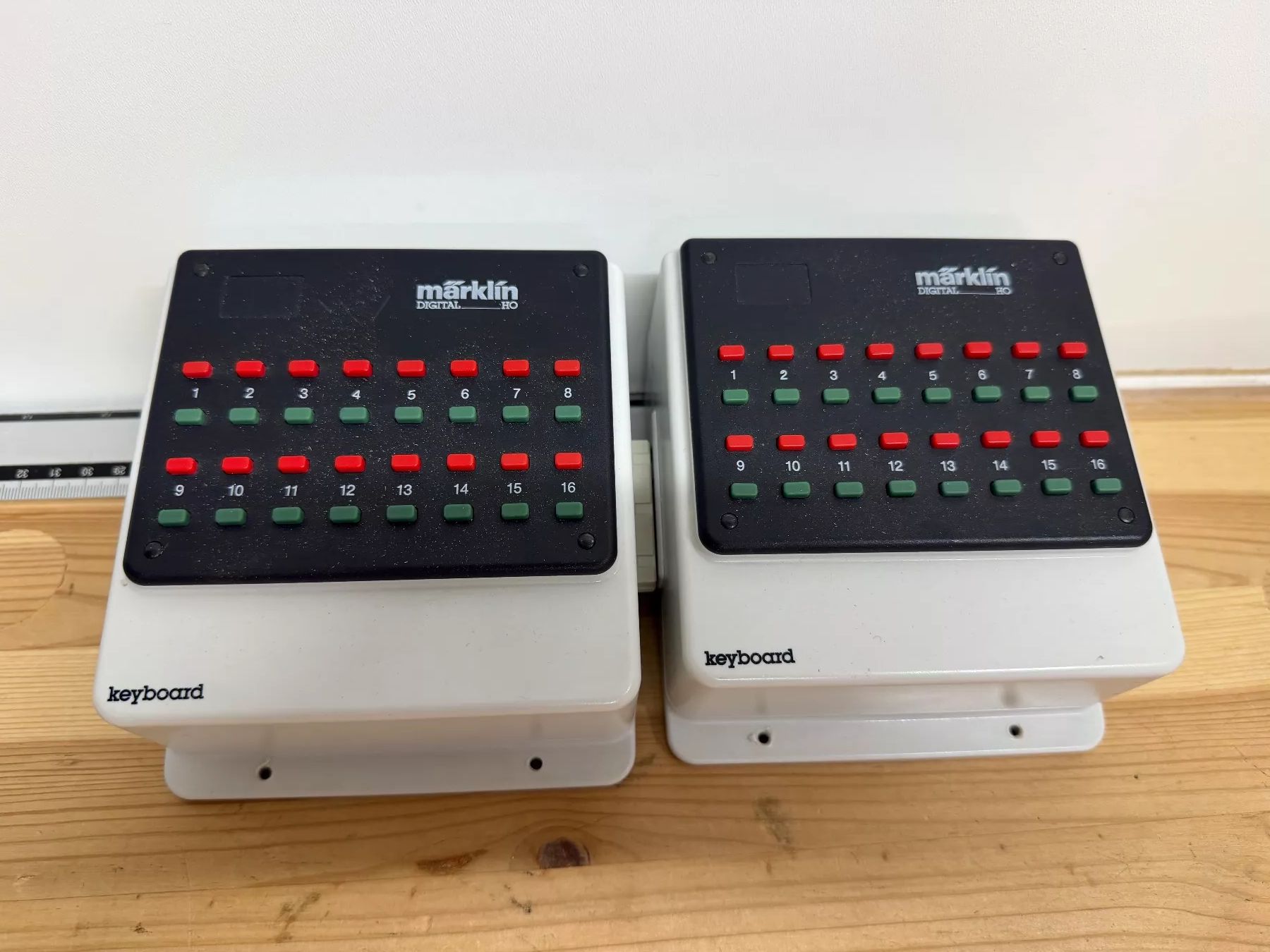 Märklin Modellini di ferrovie: 2er Set Märklin 6040 Keyboard – Usato da Büsserach venduto da ModellbahnDepot