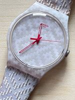 Swatch Damenuhr, sehr leicht, mit Stoffarmband