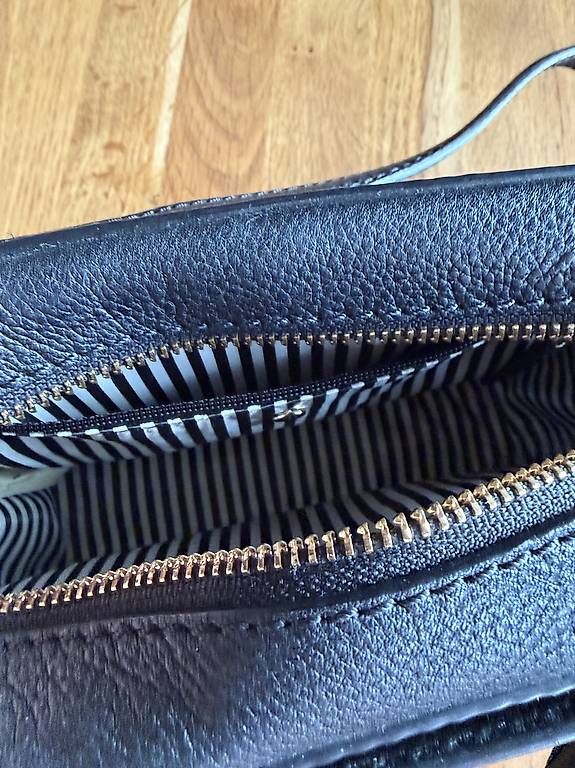 Taschen für Damen: Umhängetasche – Gebraucht aus Triesenberg von Micky62 1