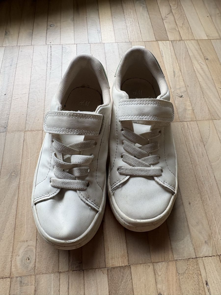 H&M Schuhe für Jungen: Sneaker 29 – Gebraucht aus Zürich von chemostat 1