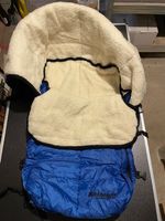 Kathrein Kinderfusssack mit Fellfutter + Holz-Kinderlehne