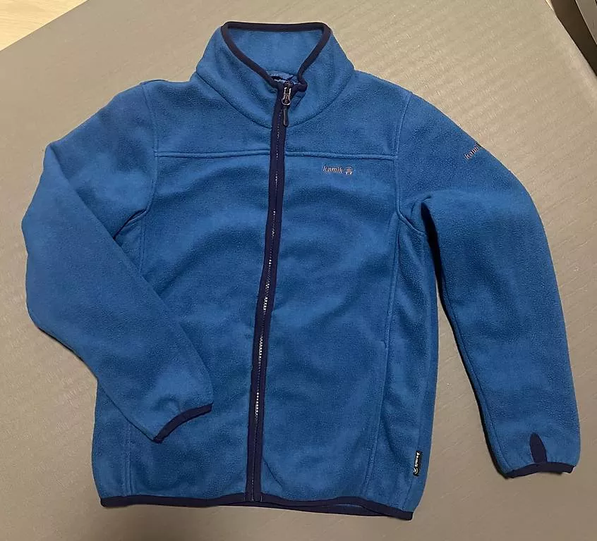 Jacken & Mäntel: Fleecejacke Gr. 140, Kamik – Gebraucht aus Winterthur von Ursati