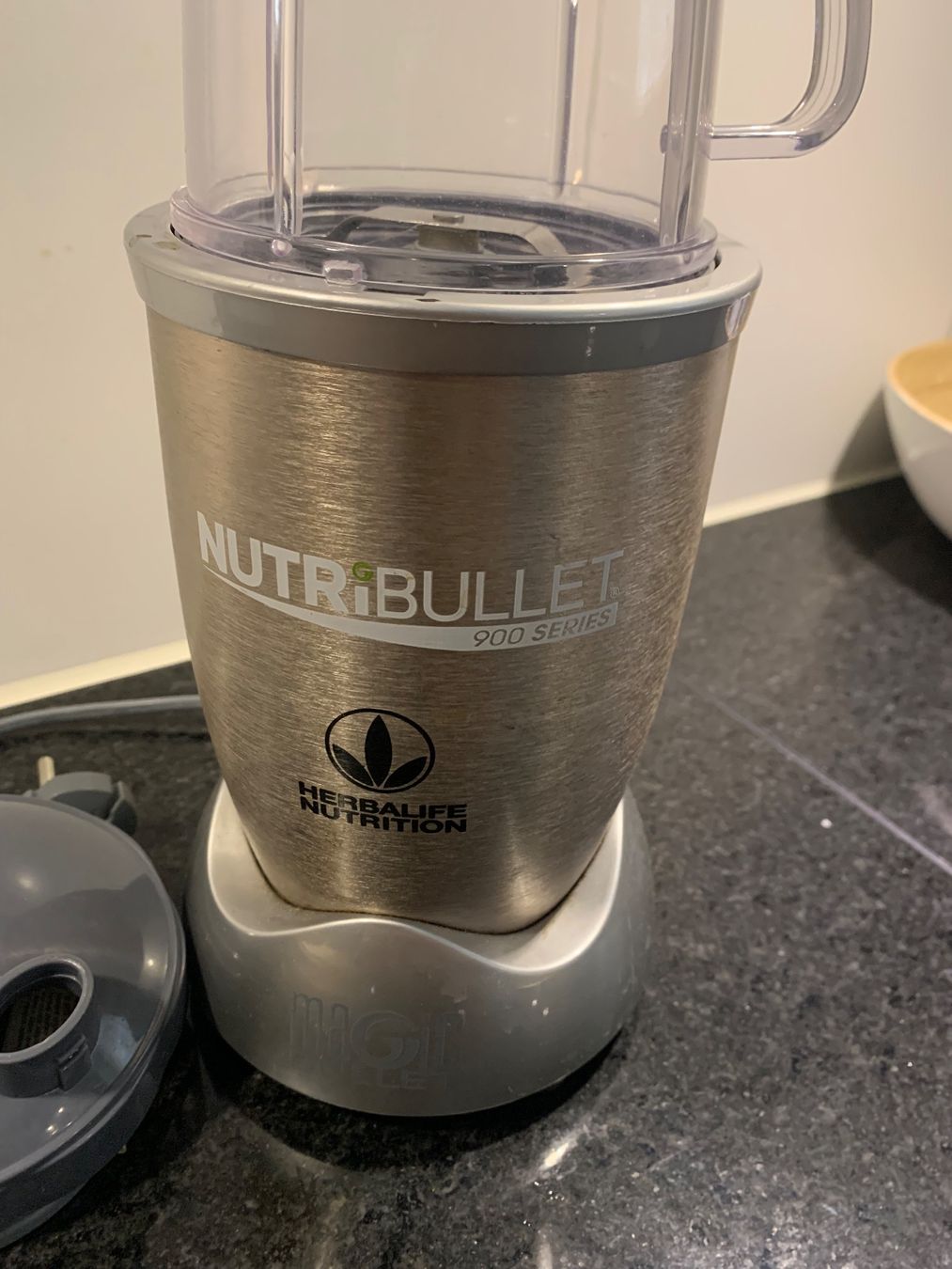 Nutribullet Elettrodomestici da cucina: NutriBullet 900 Series – Usato da Suhr venduto da val_8ykz 1